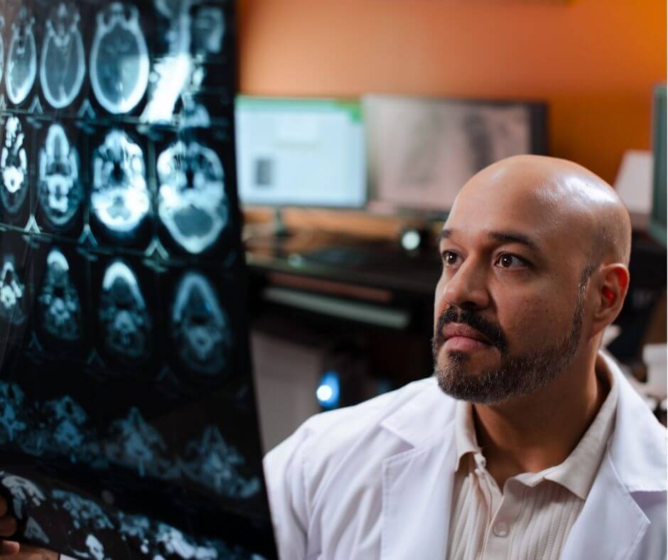 Contacto en Santa Tecla